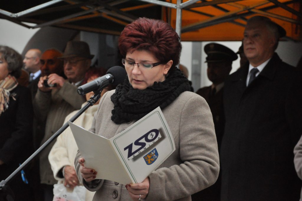 Uczniowie klas mundurowych ślubowali w Rynku