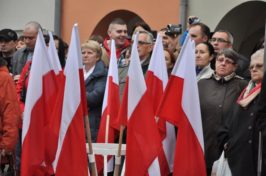 Uczniowie klas mundurowych ślubowali w Rynku