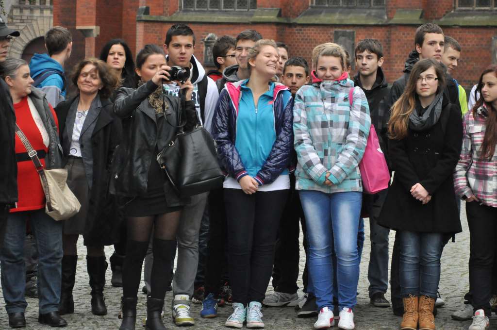Uczniowie klas mundurowych ślubowali w Rynku