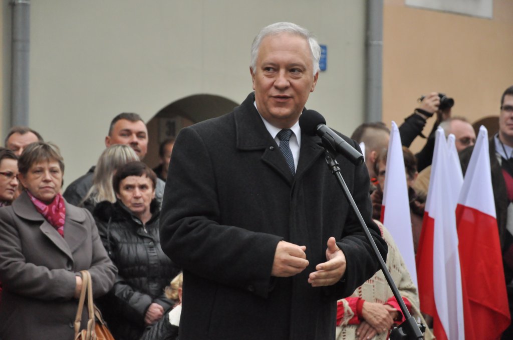 Uczniowie klas mundurowych ślubowali w Rynku