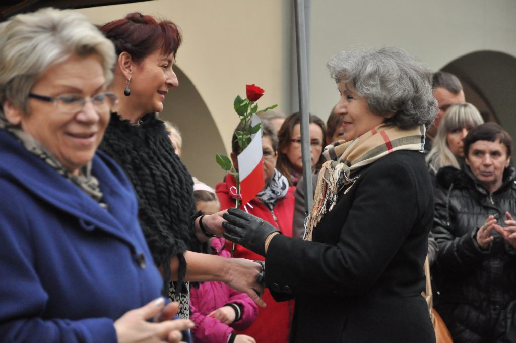 Uczniowie klas mundurowych ślubowali w Rynku