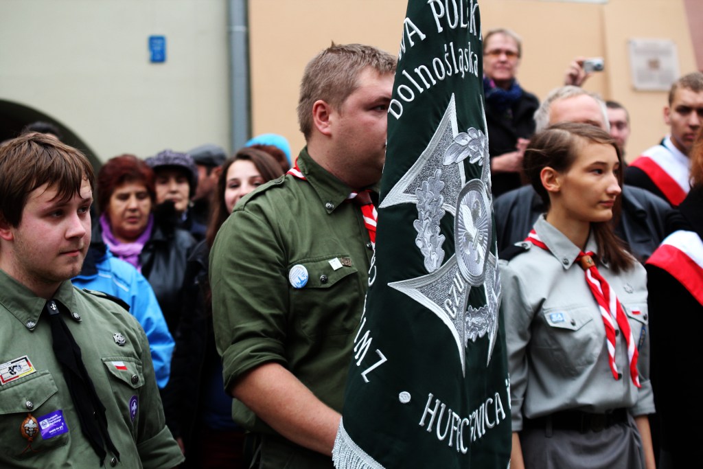 Uczniowie klas mundurowych ślubowali w Rynku