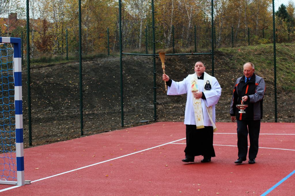 Otwarcie boisk wielofunkcyjnych w Grzybianach