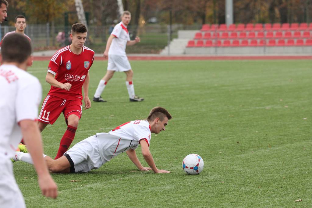 LCJ: Miedź Legnica -  Gwarek Zabrze 0:2