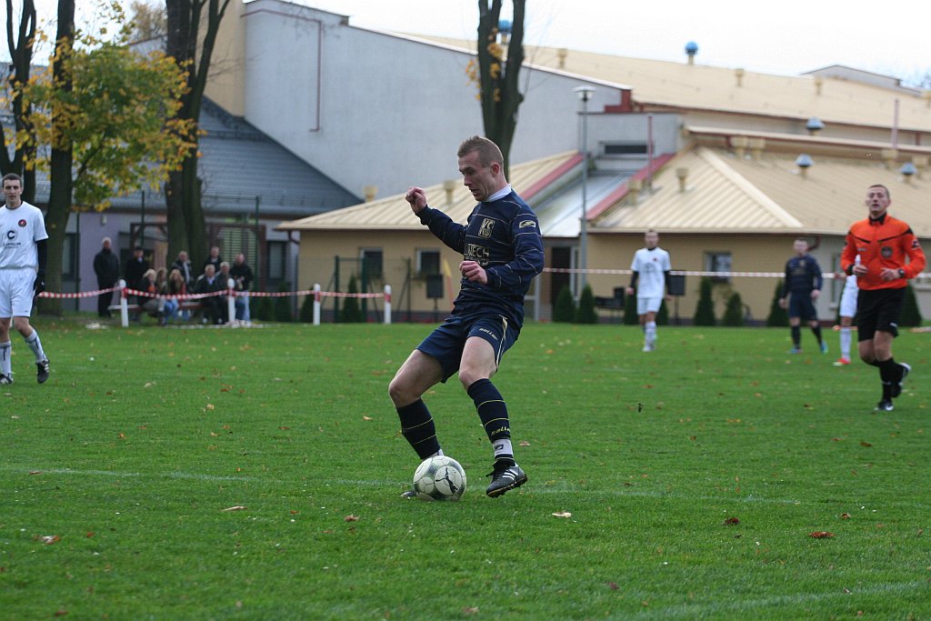 Okręgówka: KS Legnickie Pole - Arkon 1:1