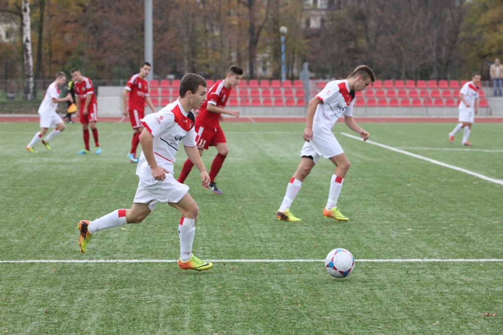 LCJ: Miedź Legnica -  Gwarek Zabrze 0:2