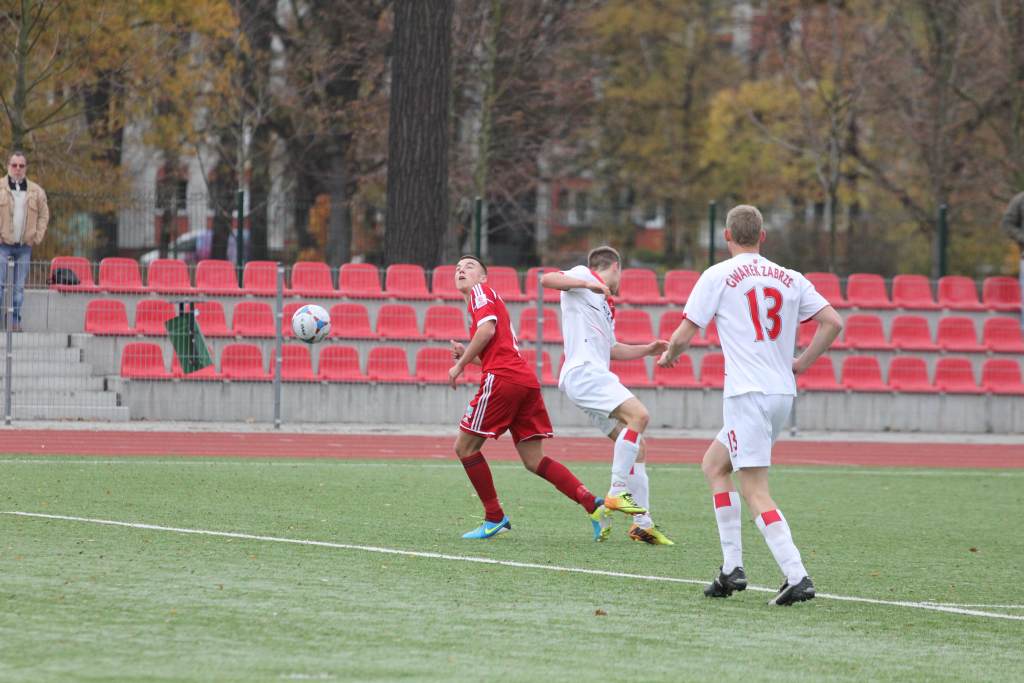 LCJ: Miedź Legnica -  Gwarek Zabrze 0:2