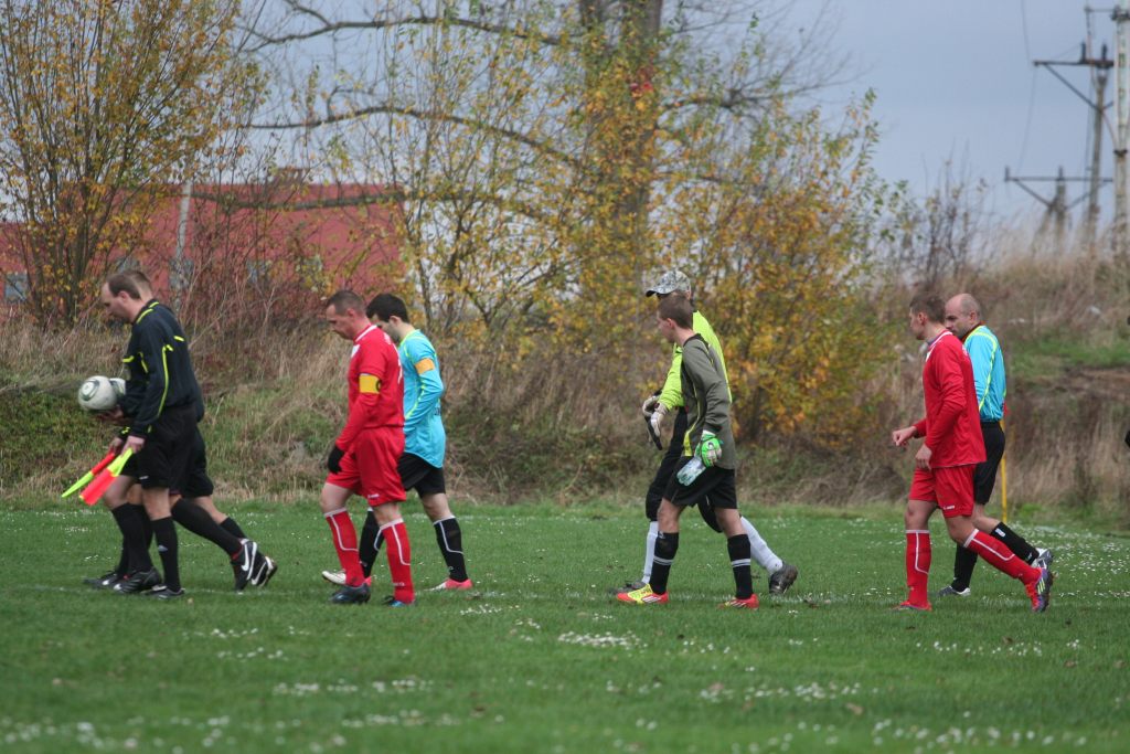 Klasa A: LKS Czarni - Iskra 3:3