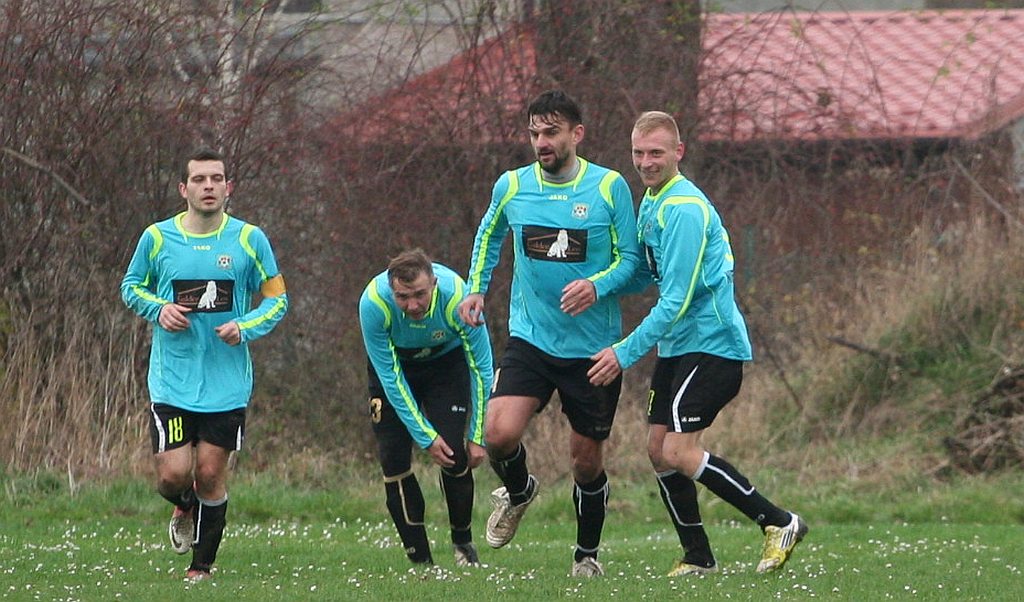 Klasa A: LKS Czarni - Iskra 3:3