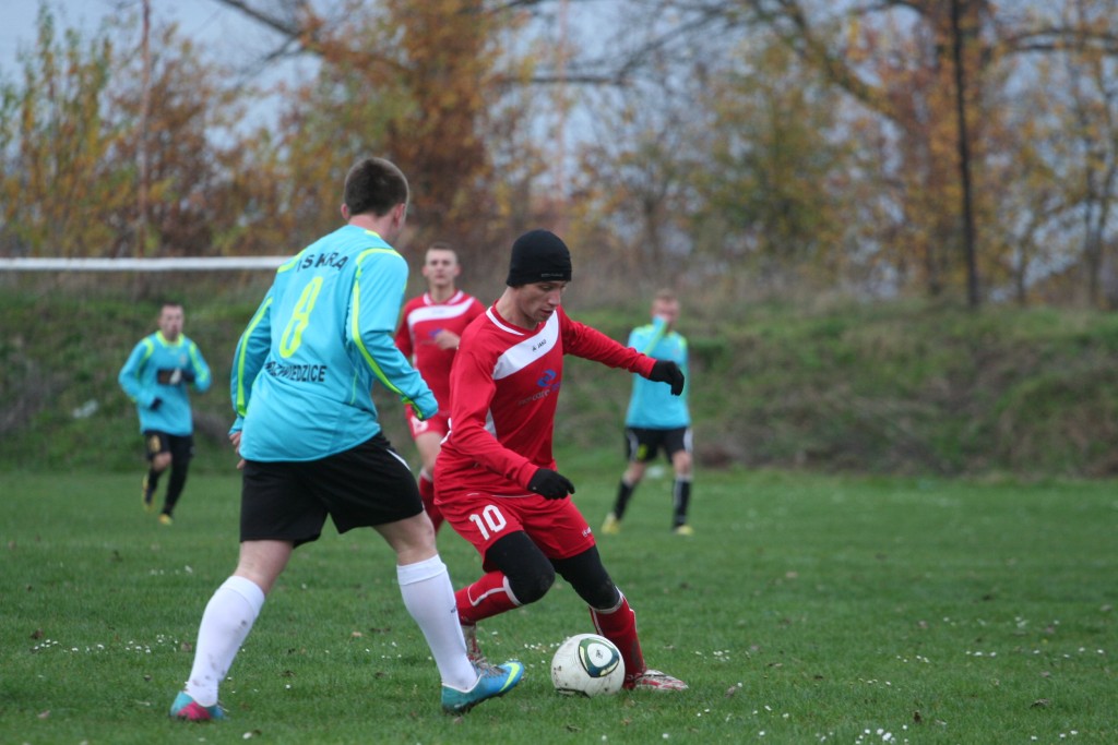 Klasa A: LKS Czarni - Iskra 3:3