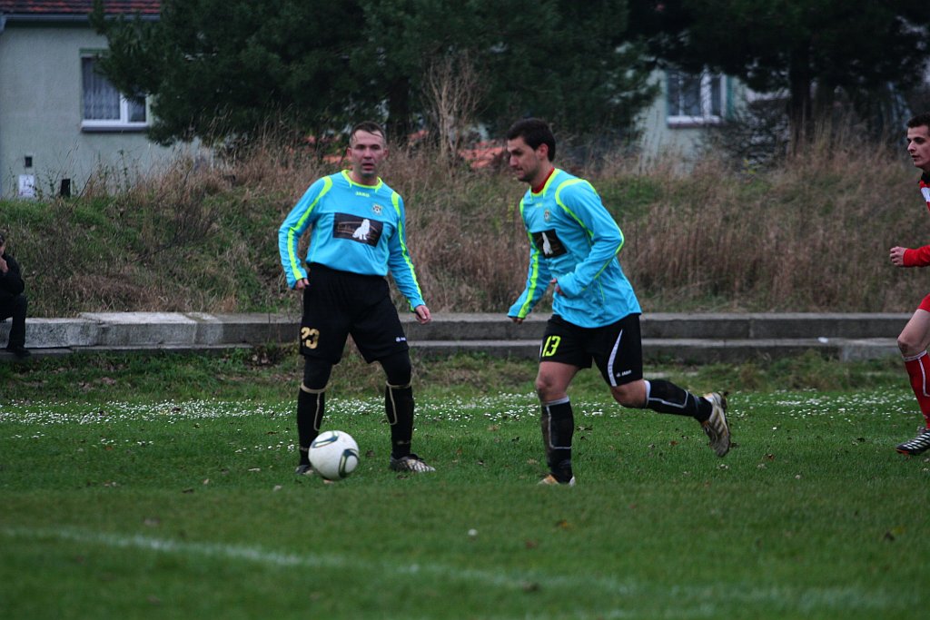 Klasa A: LKS Czarni - Iskra 3:3
