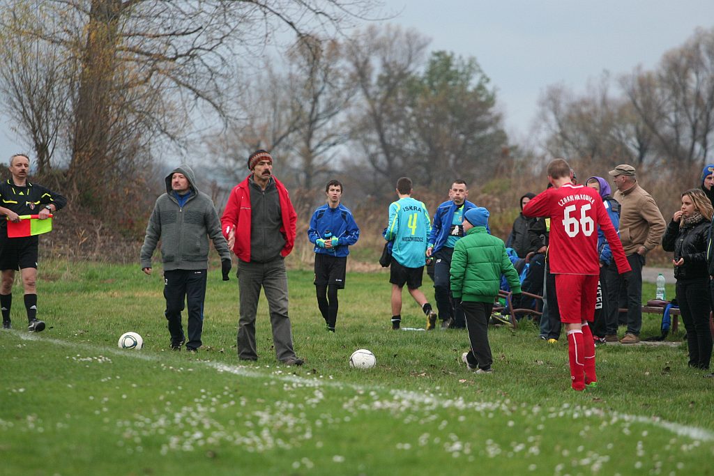 Klasa A: LKS Czarni - Iskra 3:3