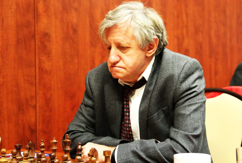 Simacek broni tytułu. Piotr Sabuk debiutuje