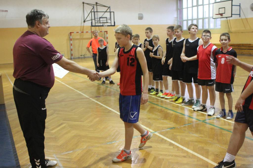 Chłopcy z SP18 najlepsi w Legnicy cz2