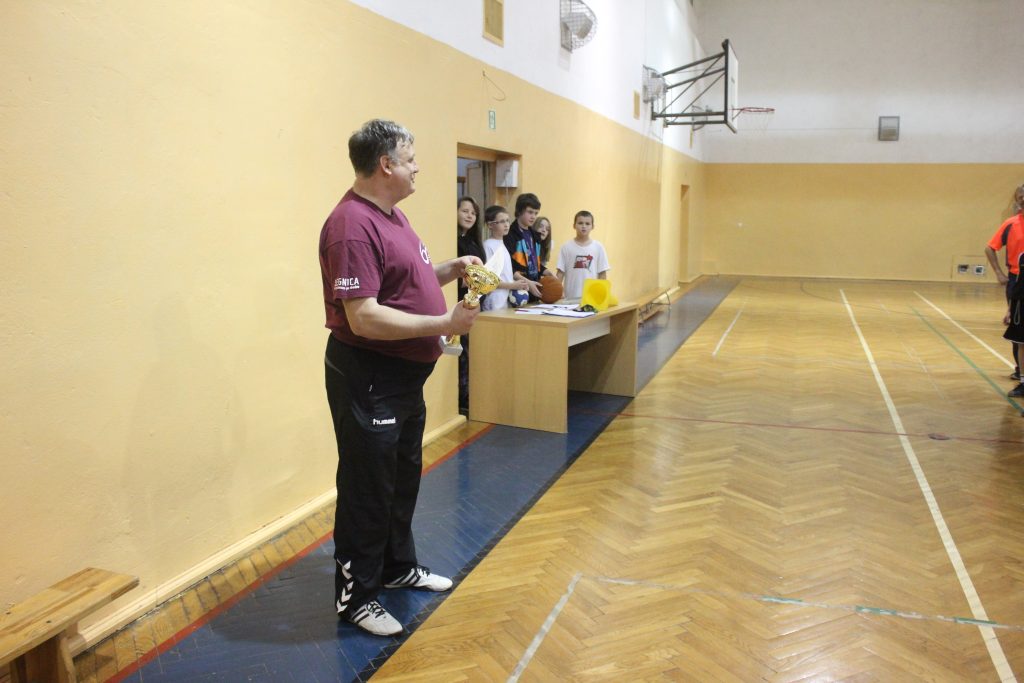 Chłopcy z SP18 najlepsi w Legnicy cz2