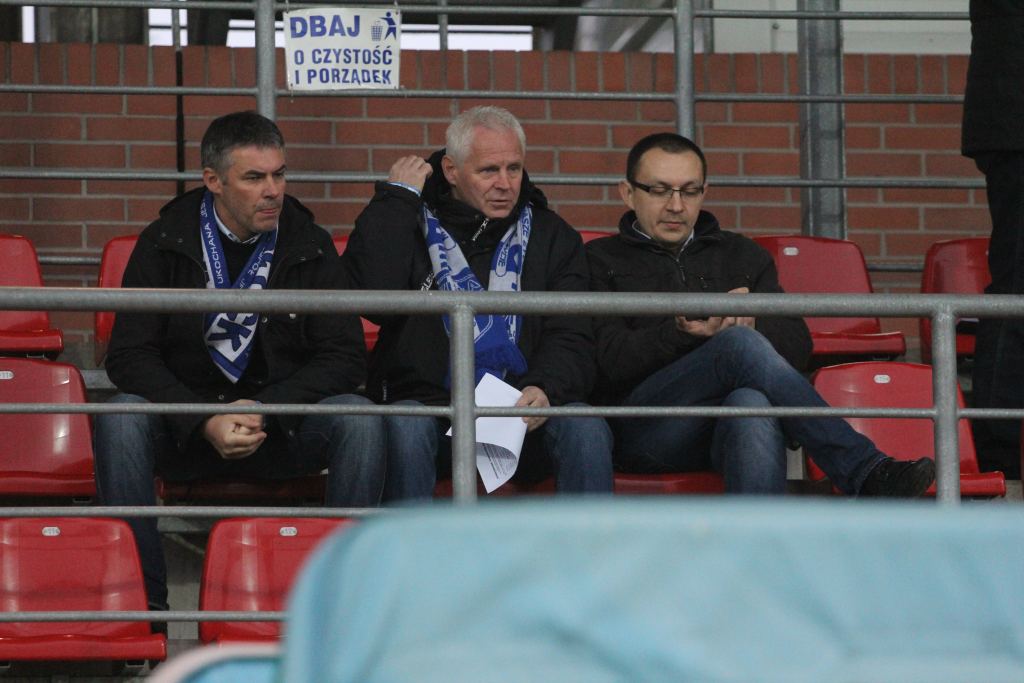 Tylko remis we mgle na pożegnanie z ligą
