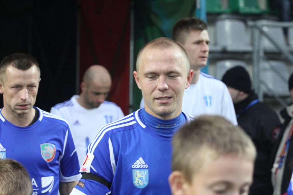 Tylko remis we mgle na pożegnanie z ligą
