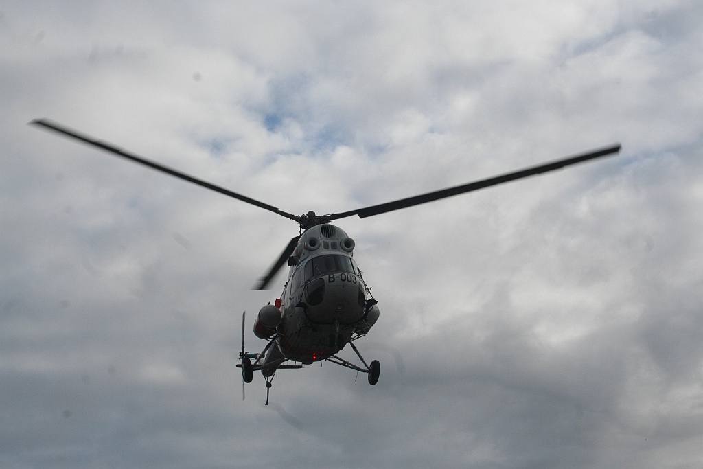 Policyjny helikopter lądował w PWSZ