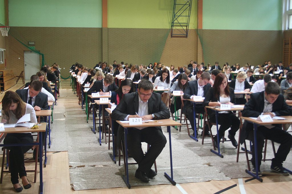 Próbna matura w V LO w Legnicy