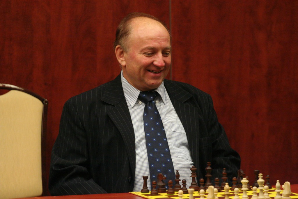 Symultana szachowa z wojewodą Aleksandrem Markiem Skorupą
