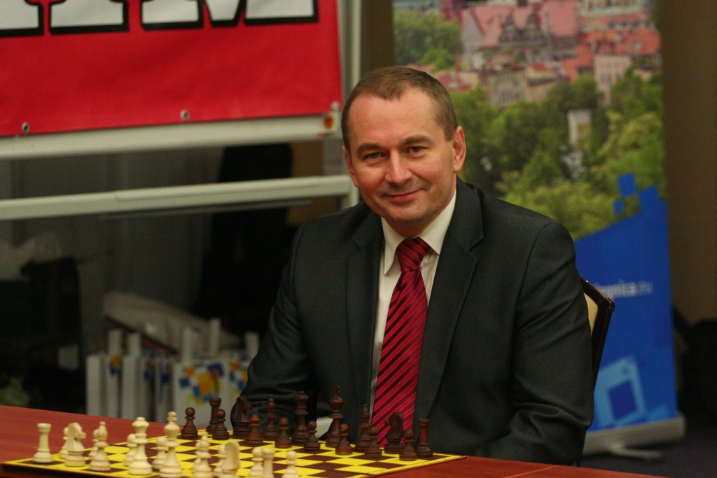 Symultana szachowa z wojewodą Aleksandrem Markiem Skorupą
