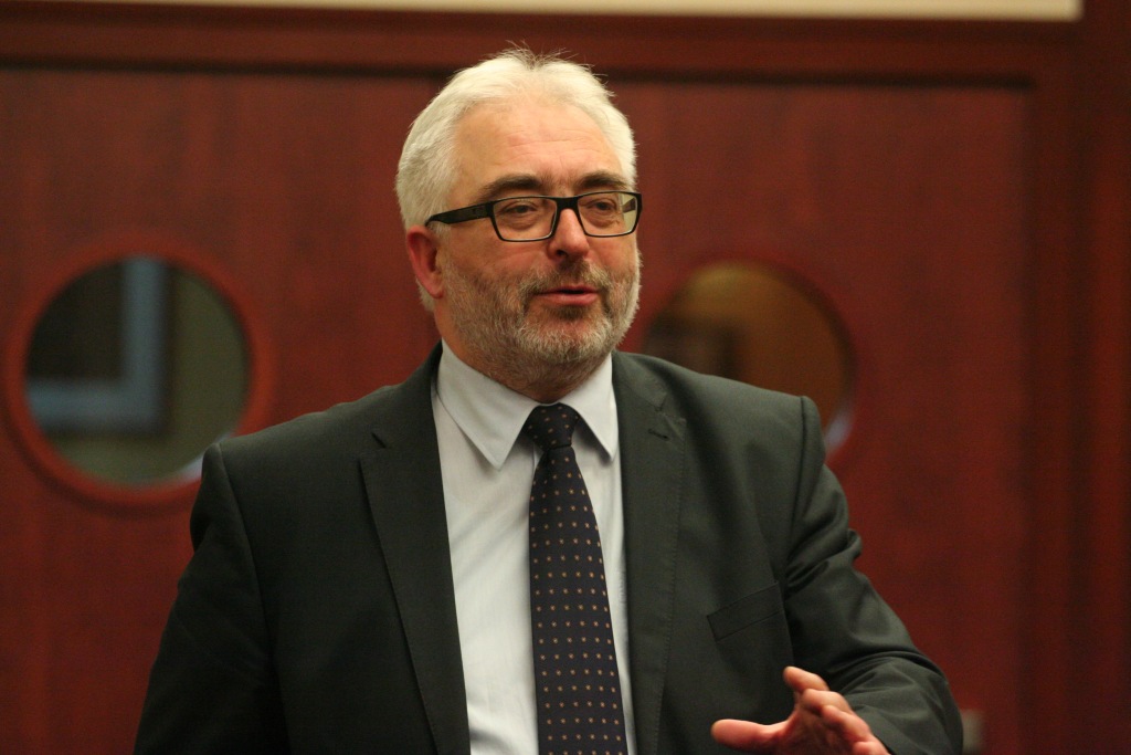 Symultana szachowa z wojewodą Aleksandrem Markiem Skorupą
