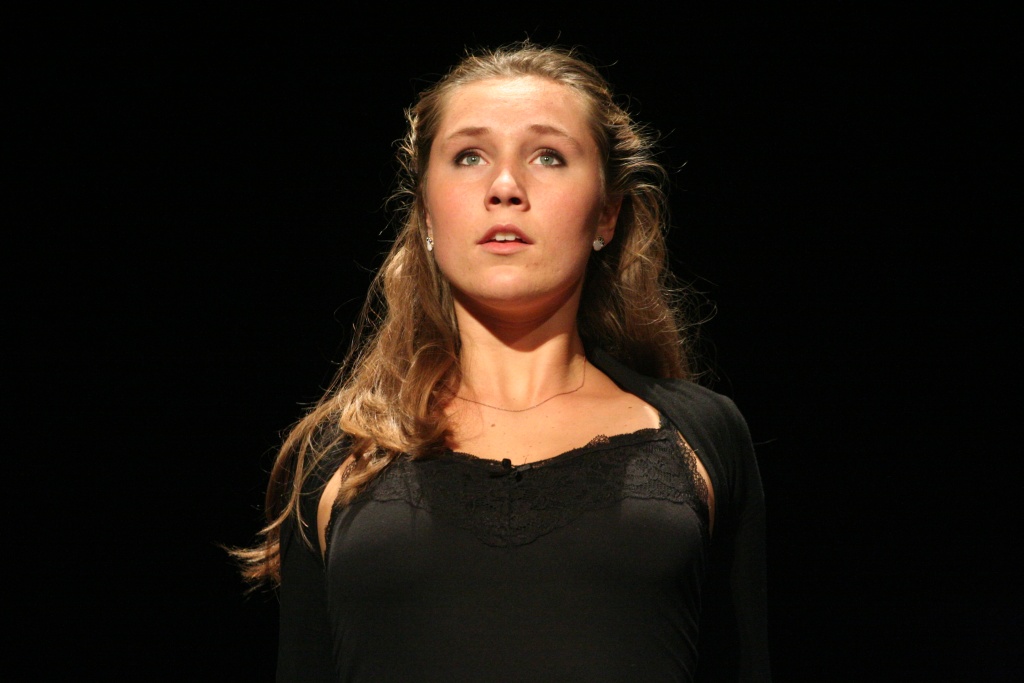 W teatrze francuski spektakl teatralno-taneczny
