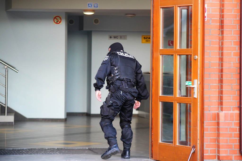 Terrorysta w PWSZ, czyli policyjna 