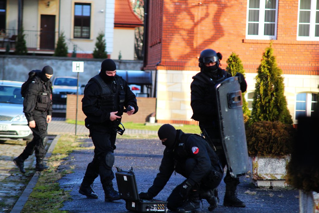 Terrorysta w PWSZ, czyli policyjna 