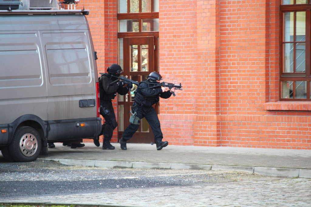 Terrorysta w PWSZ, czyli policyjna 