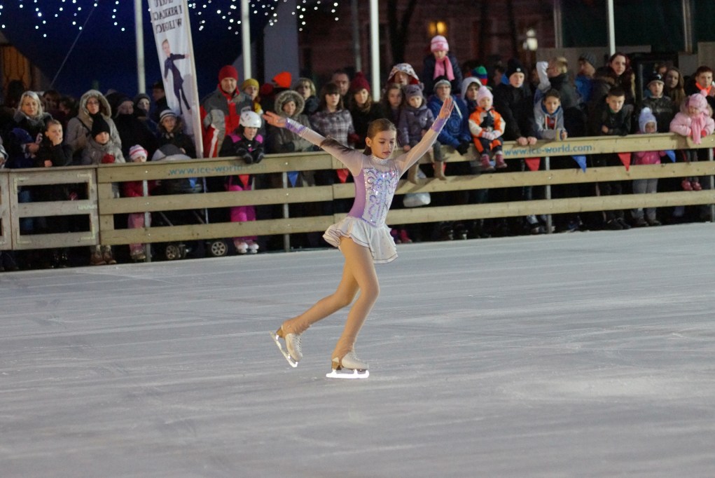 „Ice Party” na lodowisku przy Sejmowej