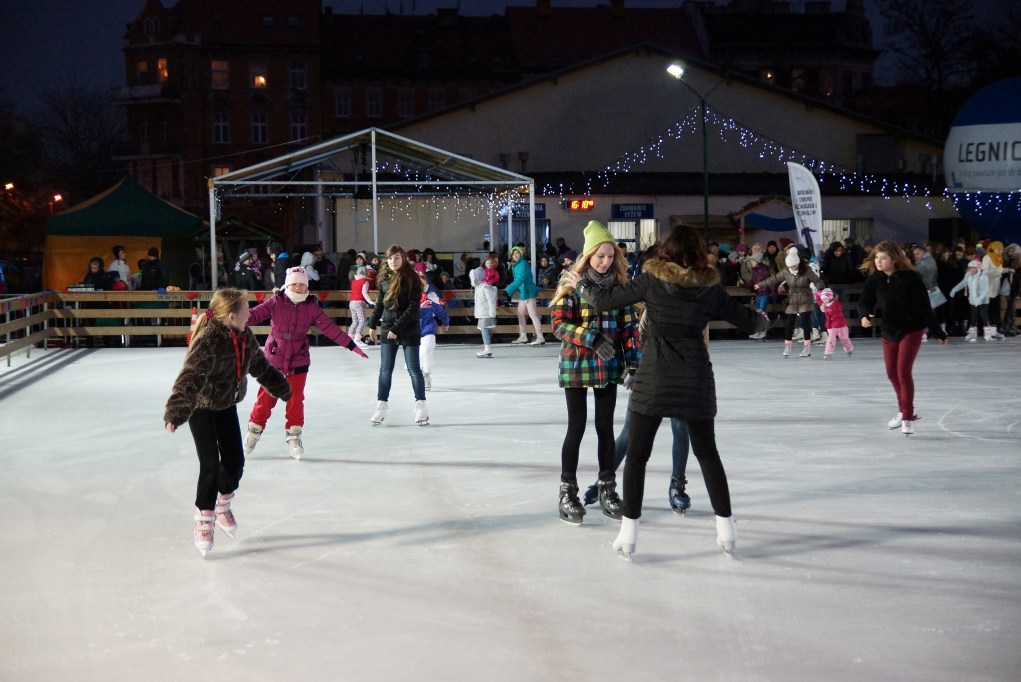 „Ice Party” na lodowisku przy Sejmowej