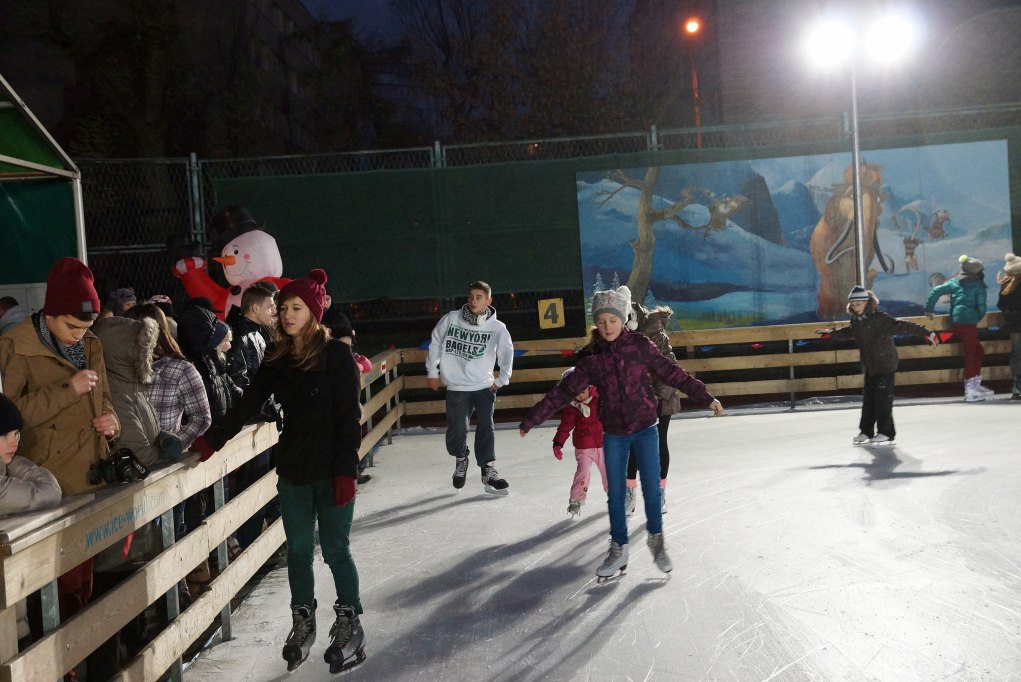 „Ice Party” na lodowisku przy Sejmowej