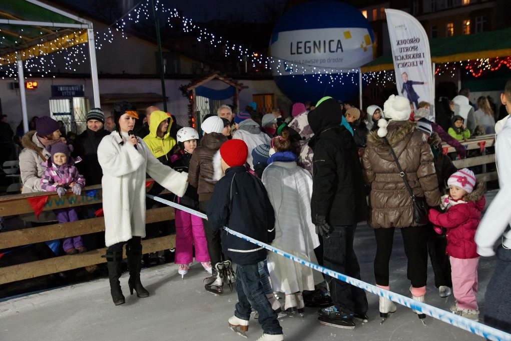 „Ice Party” na lodowisku przy Sejmowej
