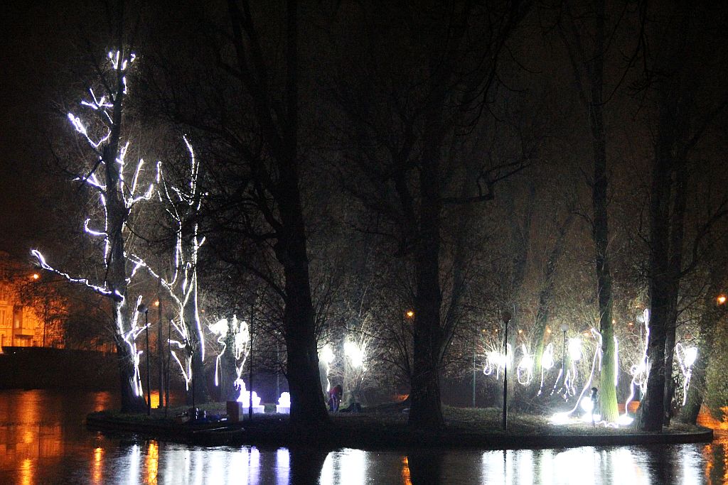 Montaż iluminacji świetlnych