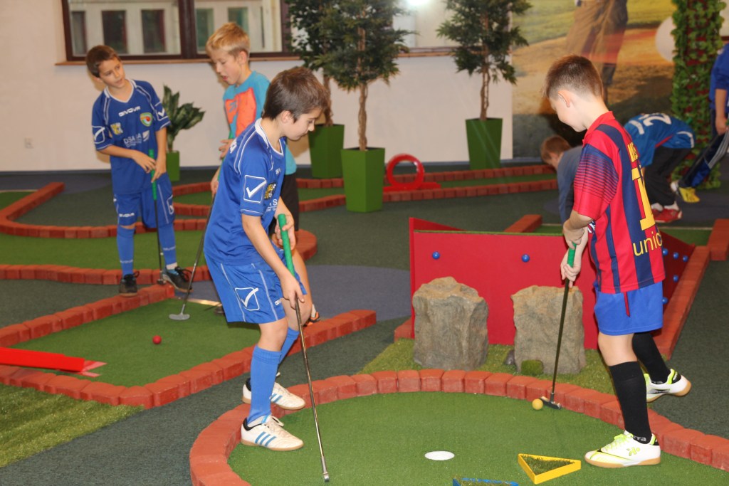 Najmłodsi piłkarze Miedzi w Play City
