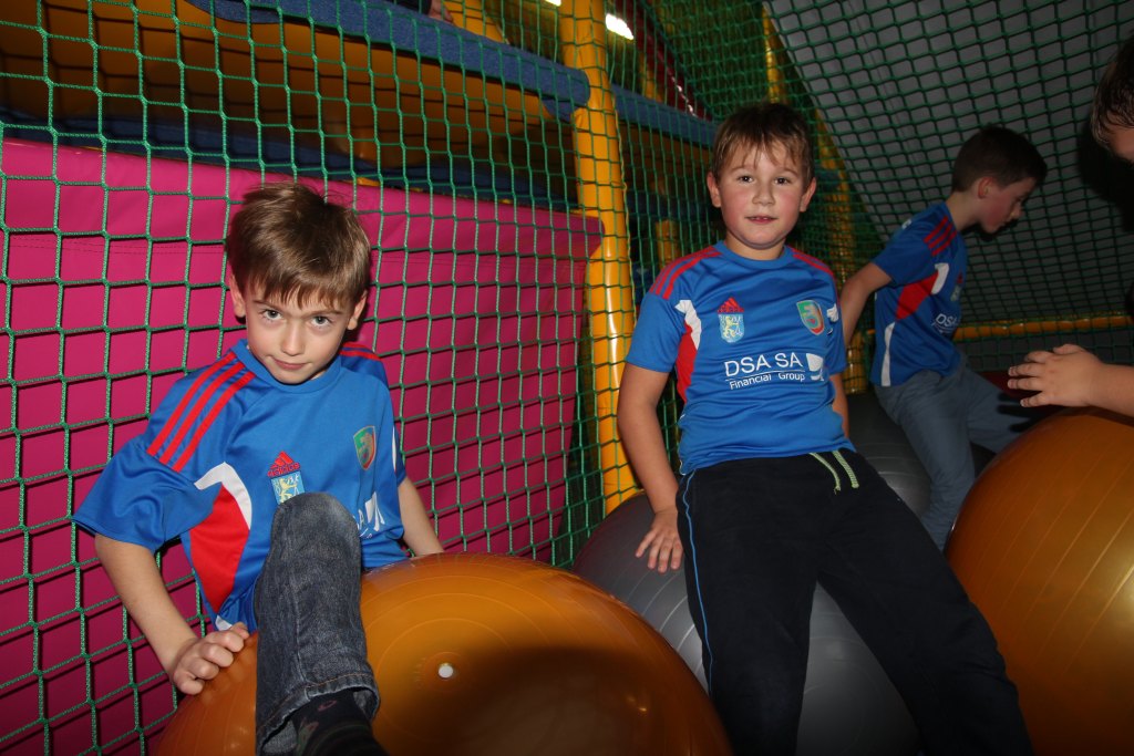 Najmłodsi piłkarze Miedzi w Play City