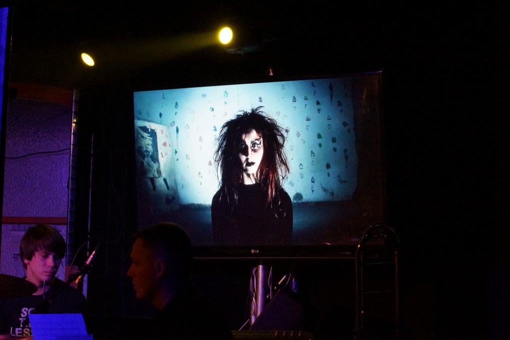 NIE-ZWYKŁOŚCI - koncert