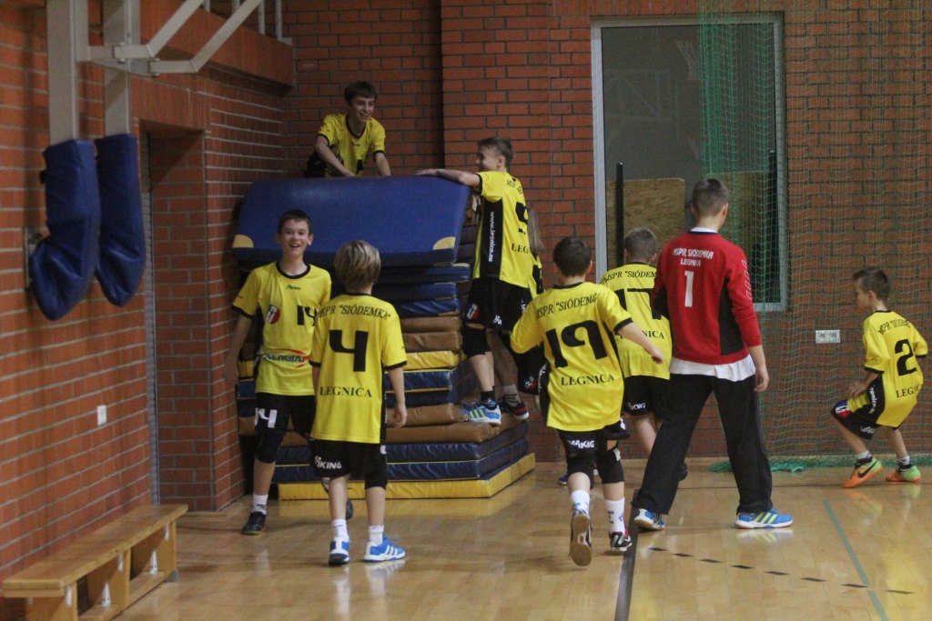 MSPR Siódemka Miedź - SPR BÓR 27:8