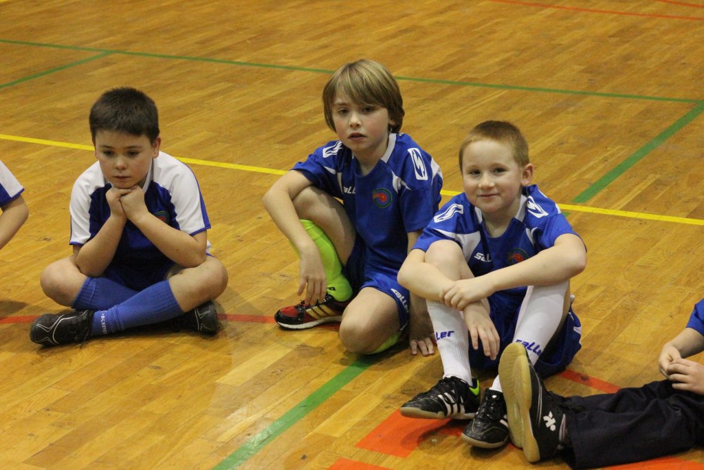 Najmłodsi adepci futbolu trenują przy Lotniczej