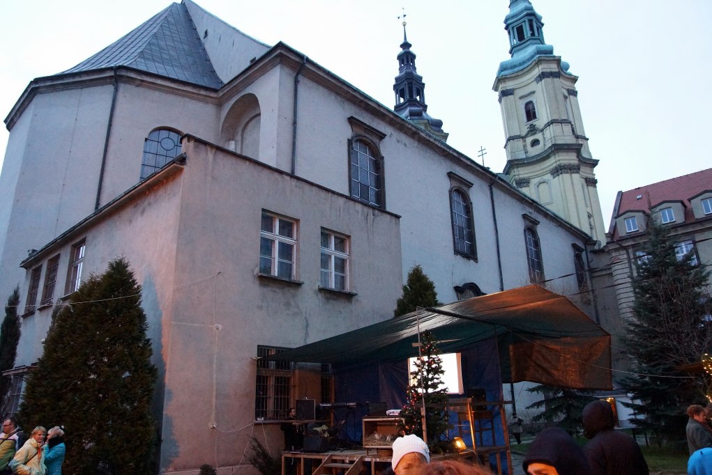 Żywa szopka u Franciszkanów