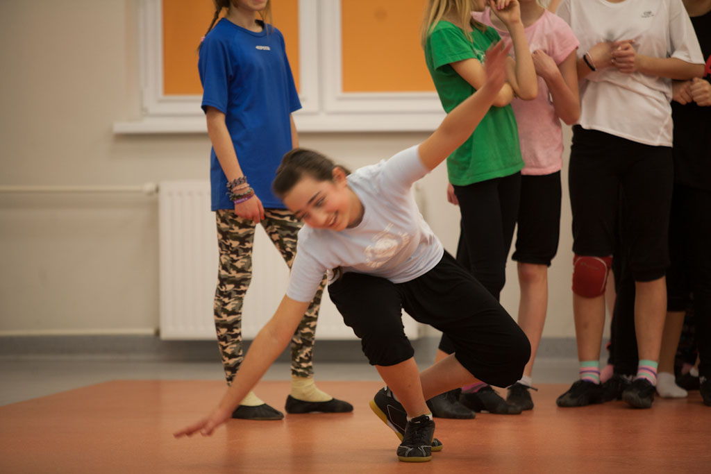 Tancerka Guarini Dance w Londynie uczy tańca w Legnicy