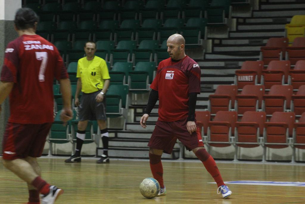 1. liga LLH: KGHM Zanam - Fire 8:6