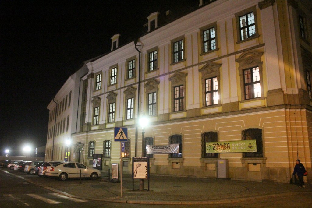 Akademia Rycerska nocą