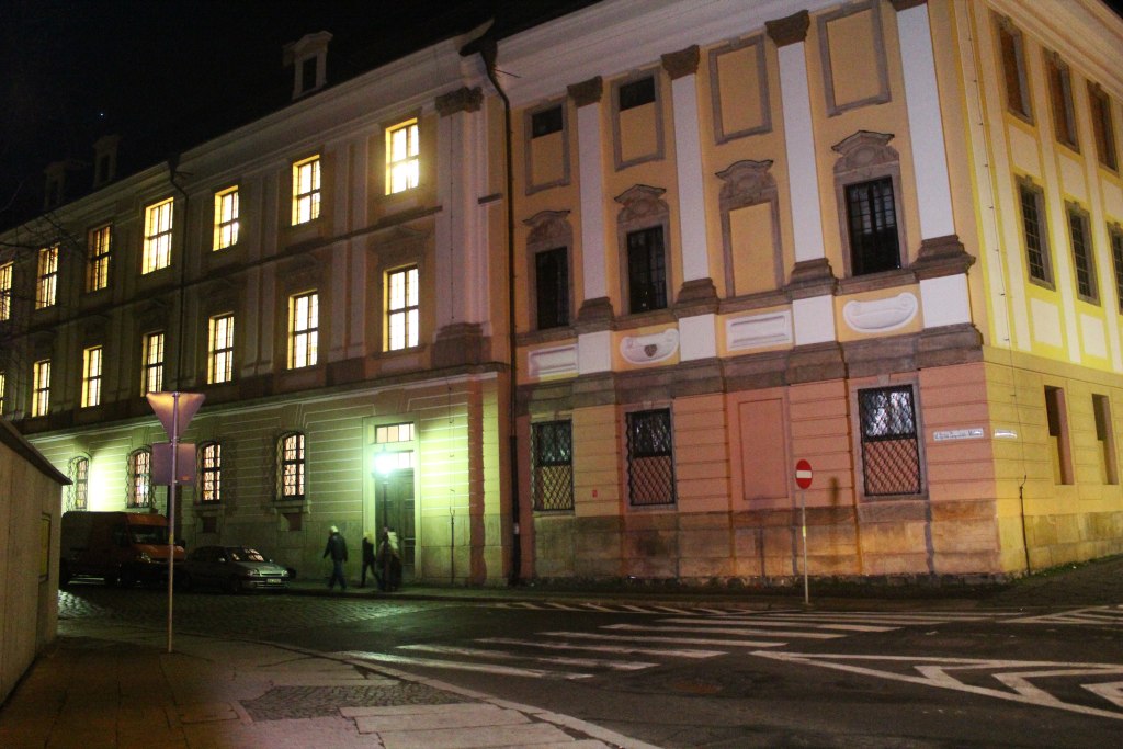 Akademia Rycerska nocą
