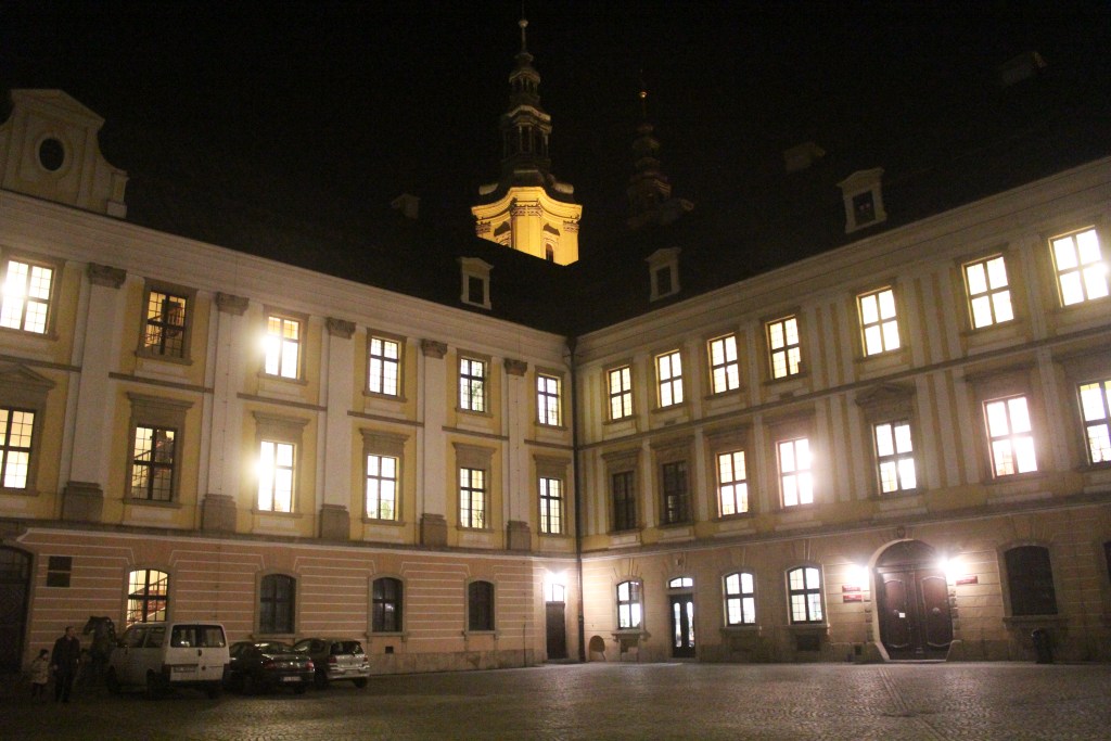 Akademia Rycerska nocą