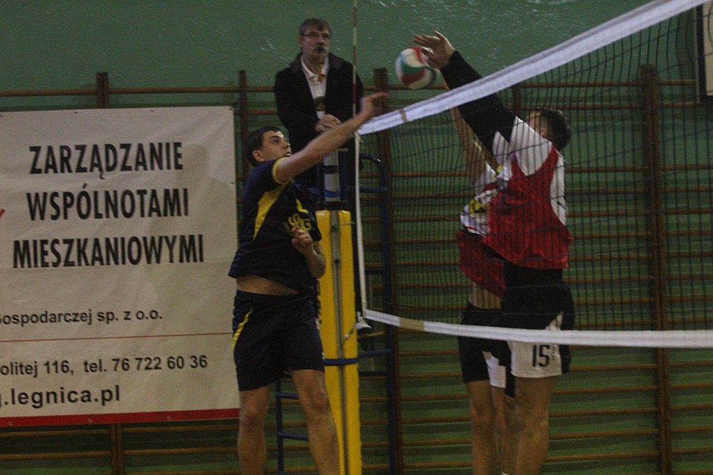 Ikar przegrał, ale ... jest bliżej awansu