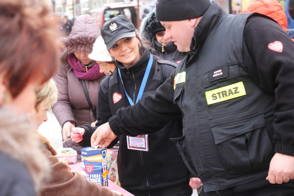 WOŚP: W Rynku już grają. Razem z radnymi