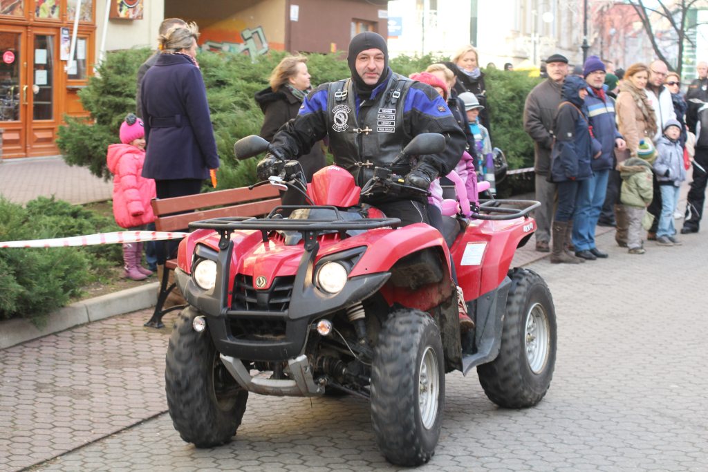 WOŚP: W Rynku już grają. Razem z radnymi