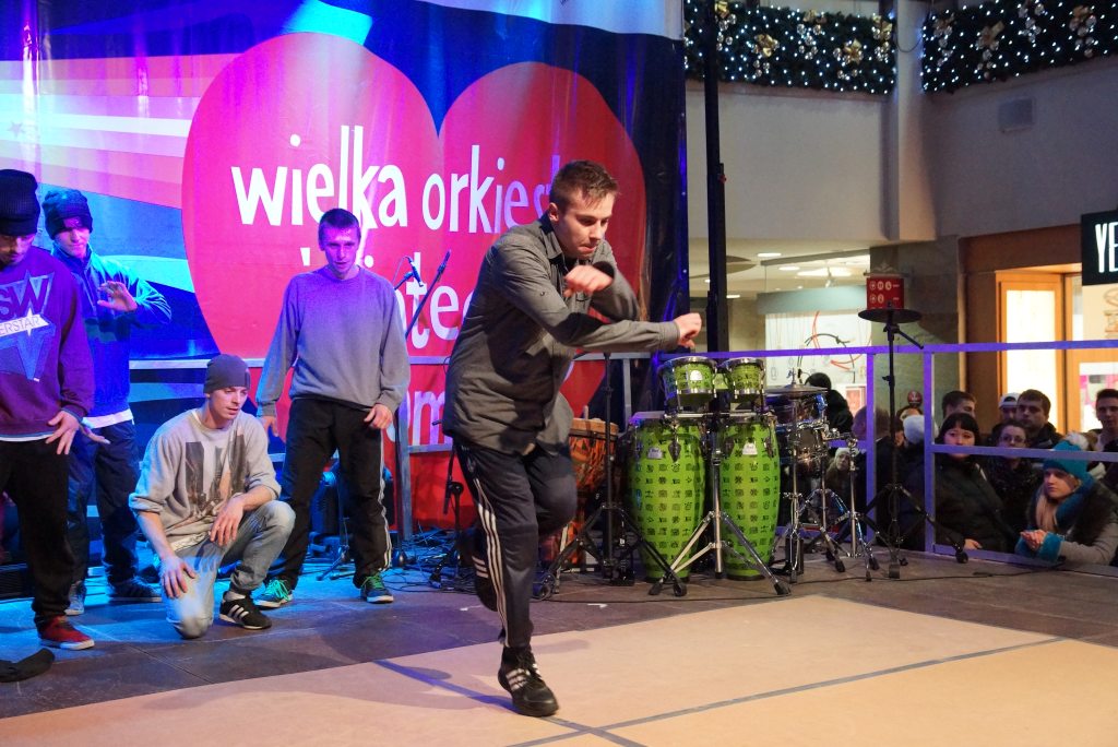 WOŚP: Wielkie granie w Galerii Piastów cz1